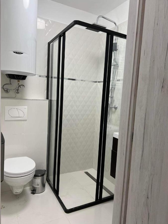 Kinizsi Udvar Apartmanhaz Balatonboglár Exteriör bild