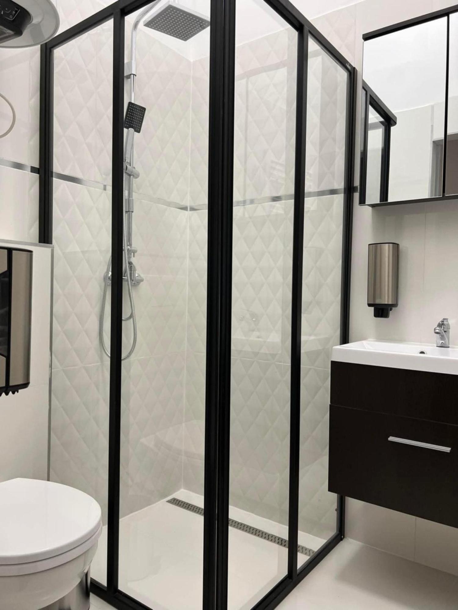Kinizsi Udvar Apartmanhaz Balatonboglár Exteriör bild
